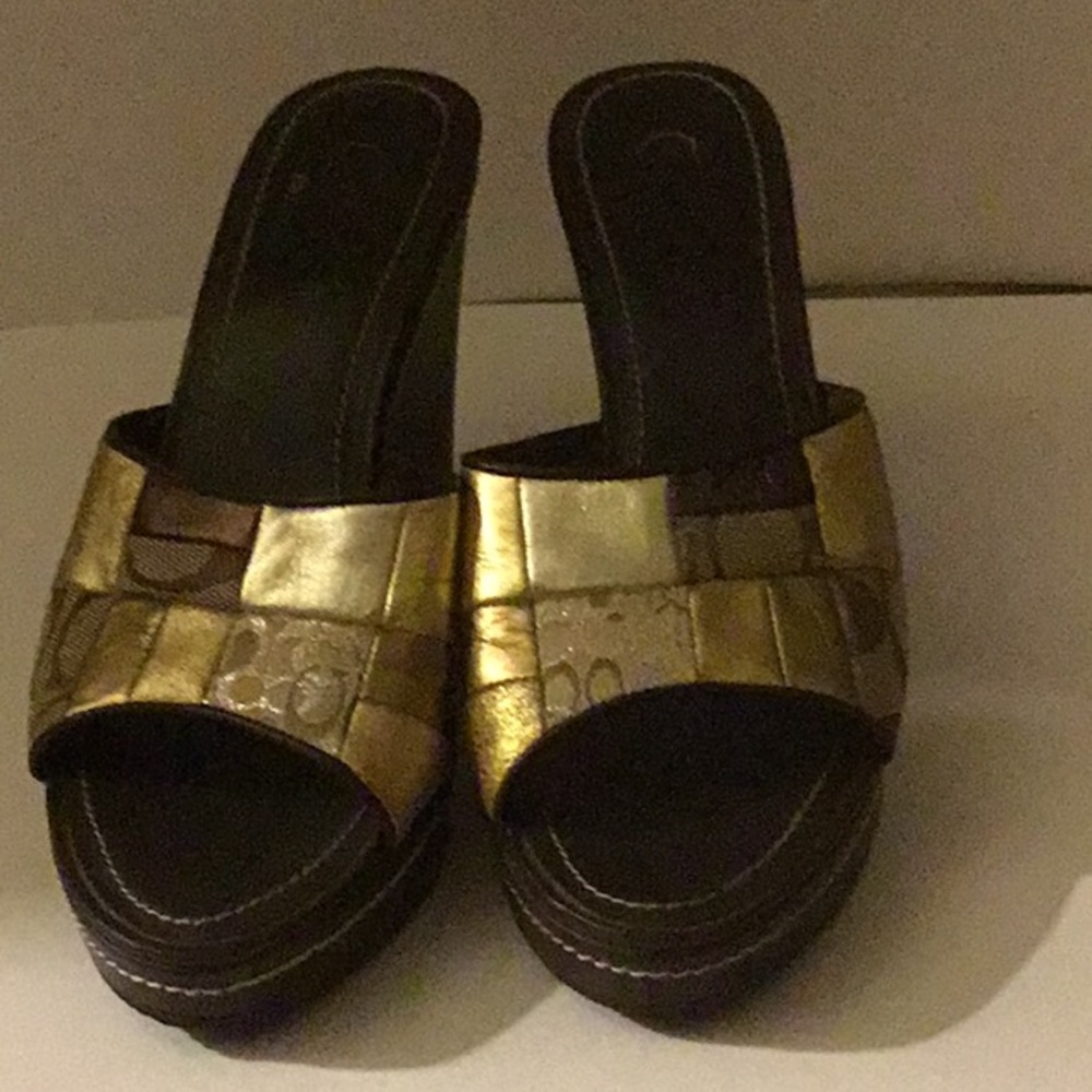 Coach sandals